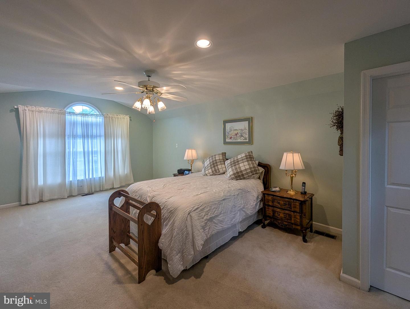 5370 Windtree Dr Property Photo 23