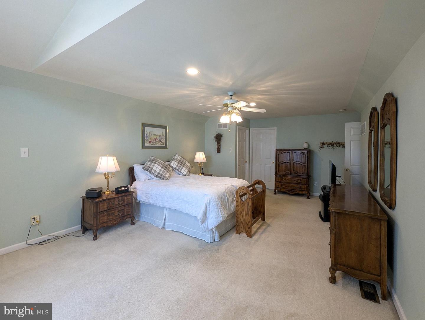 5370 Windtree Dr Property Photo 26