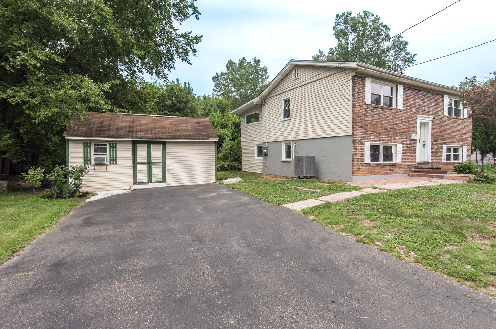 313 WYOMING AVE