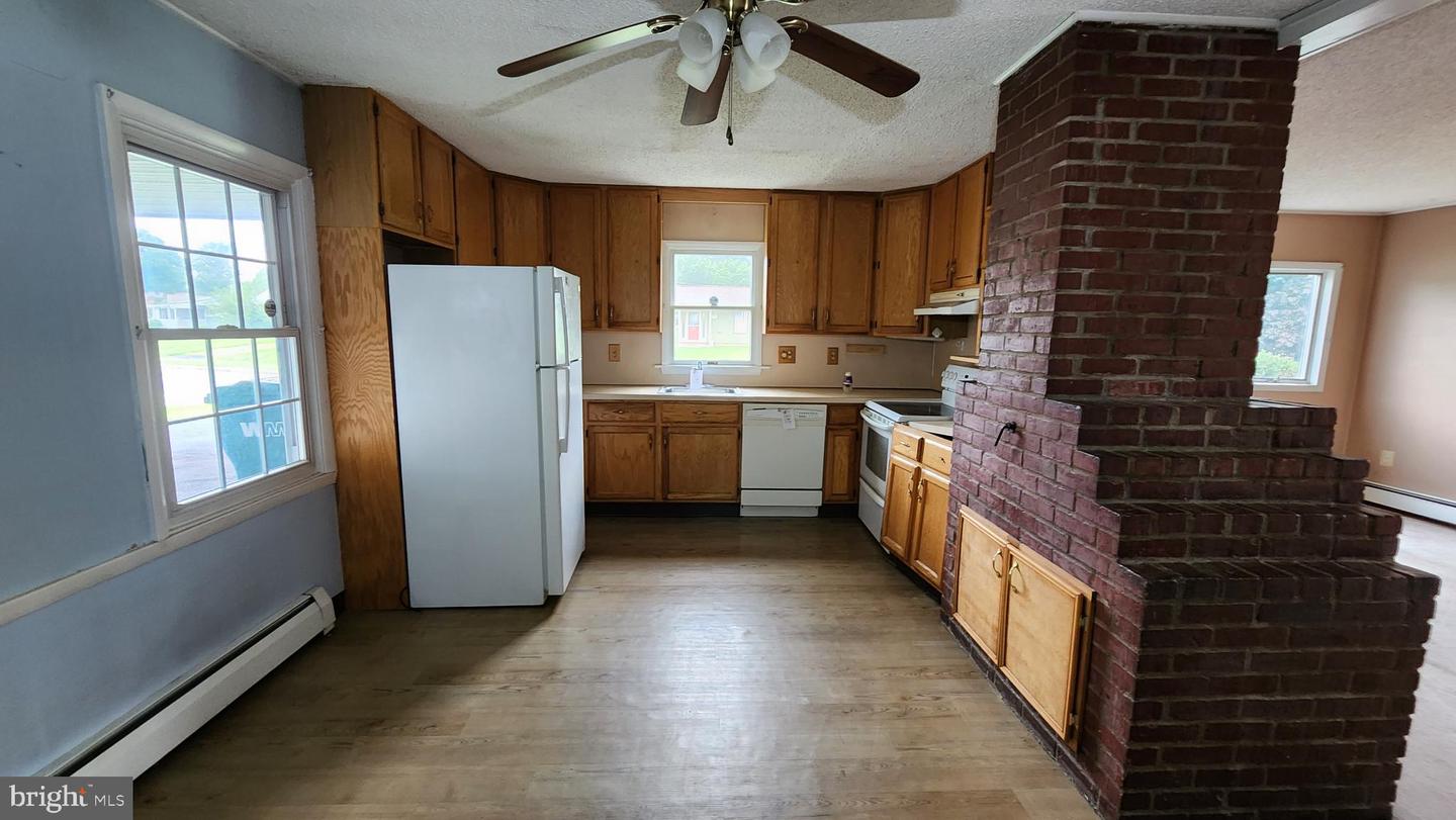 34 Thaliabush Ln Property Photo 9