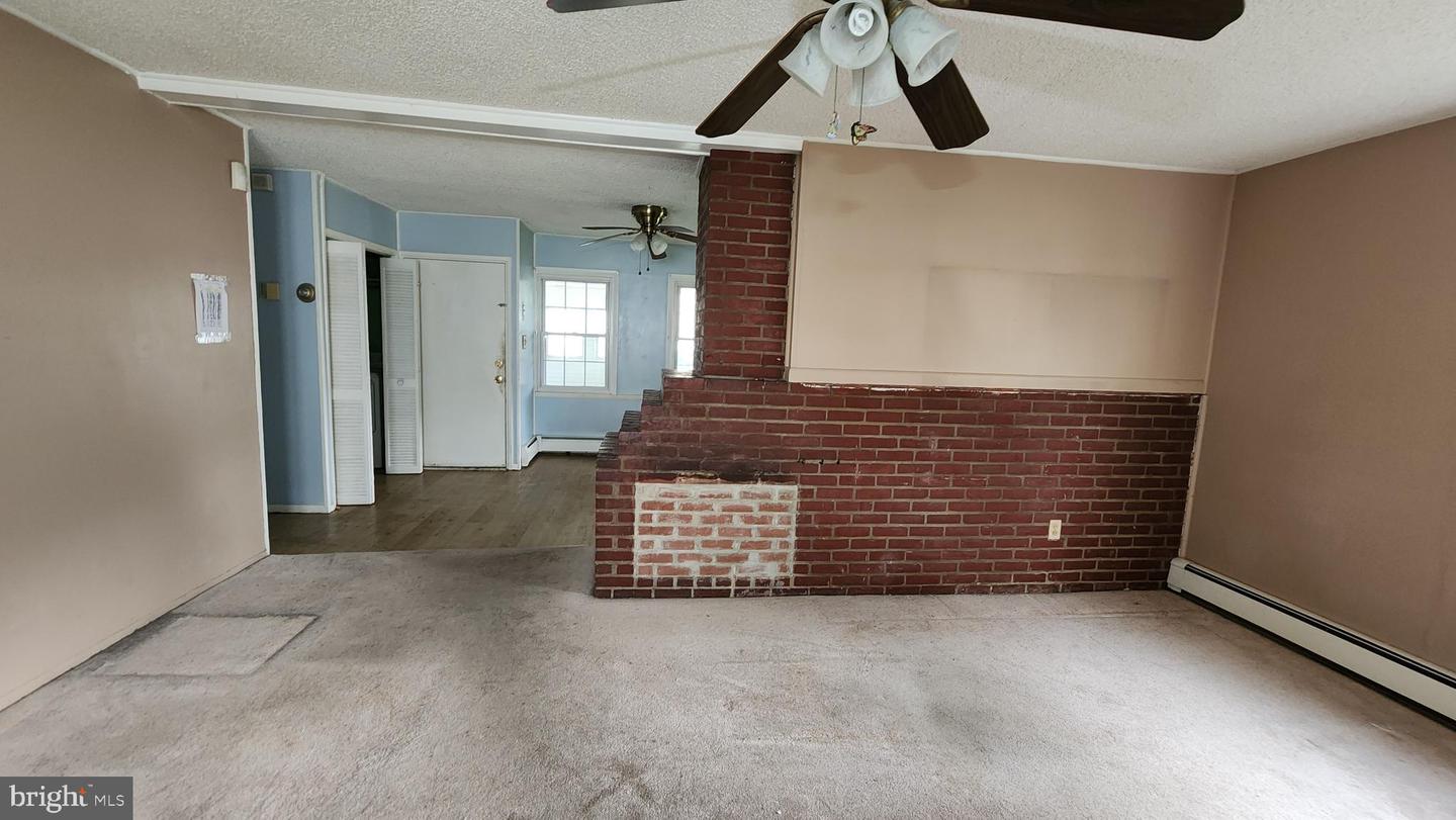 34 Thaliabush Ln Property Photo 15