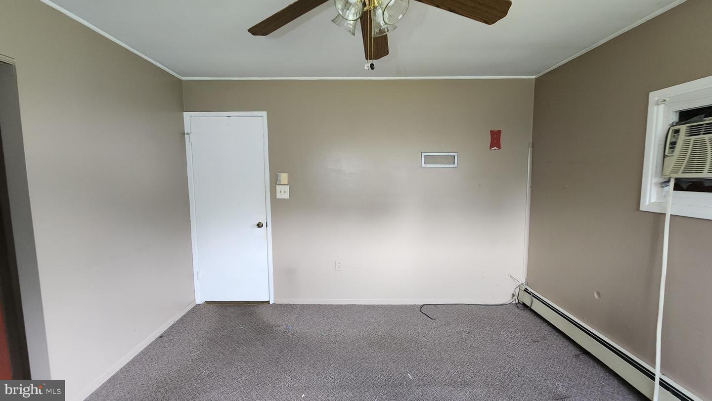 34 Thaliabush Ln Property Photo 24