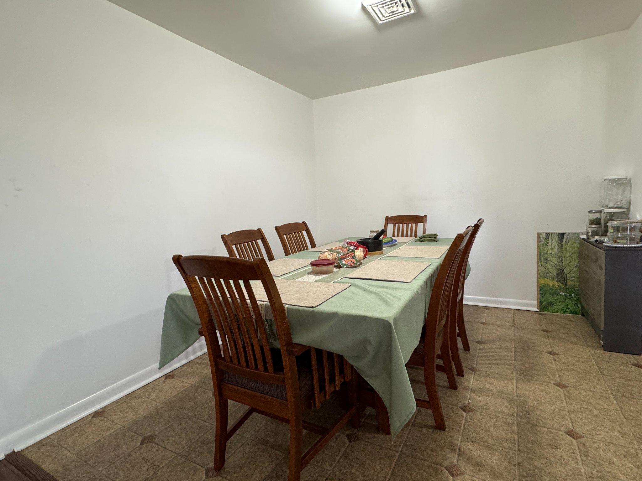 31 Bridgetown Pike Property Photo 10