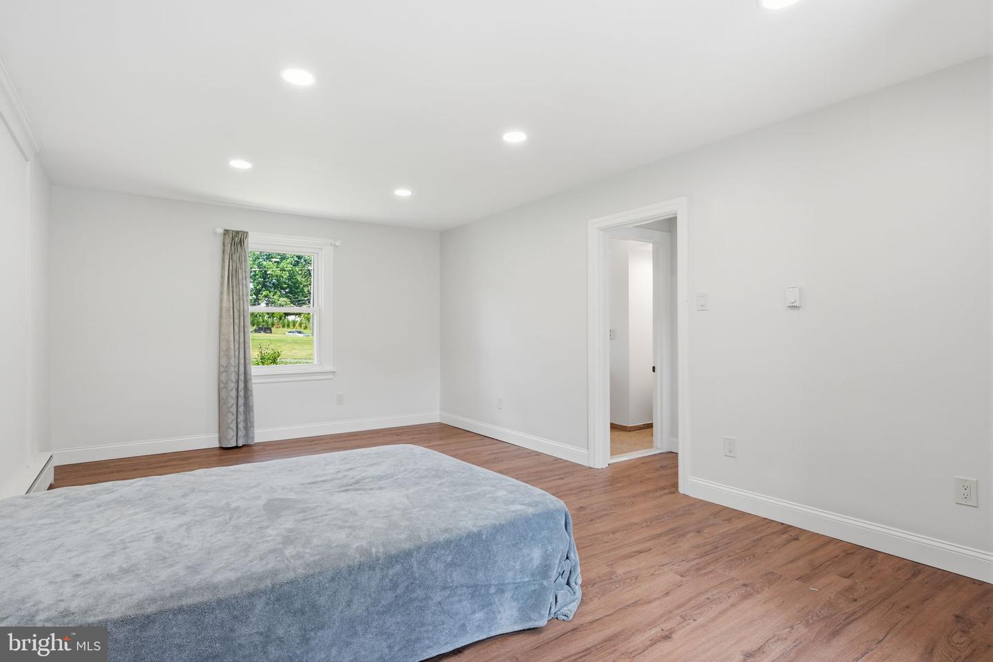 612 Bustleton Pike Property Photo 14