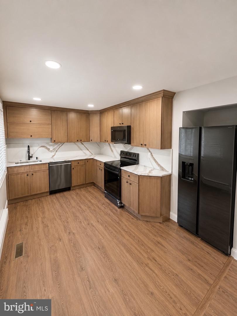 612 Bustleton Pike Property Photo 41