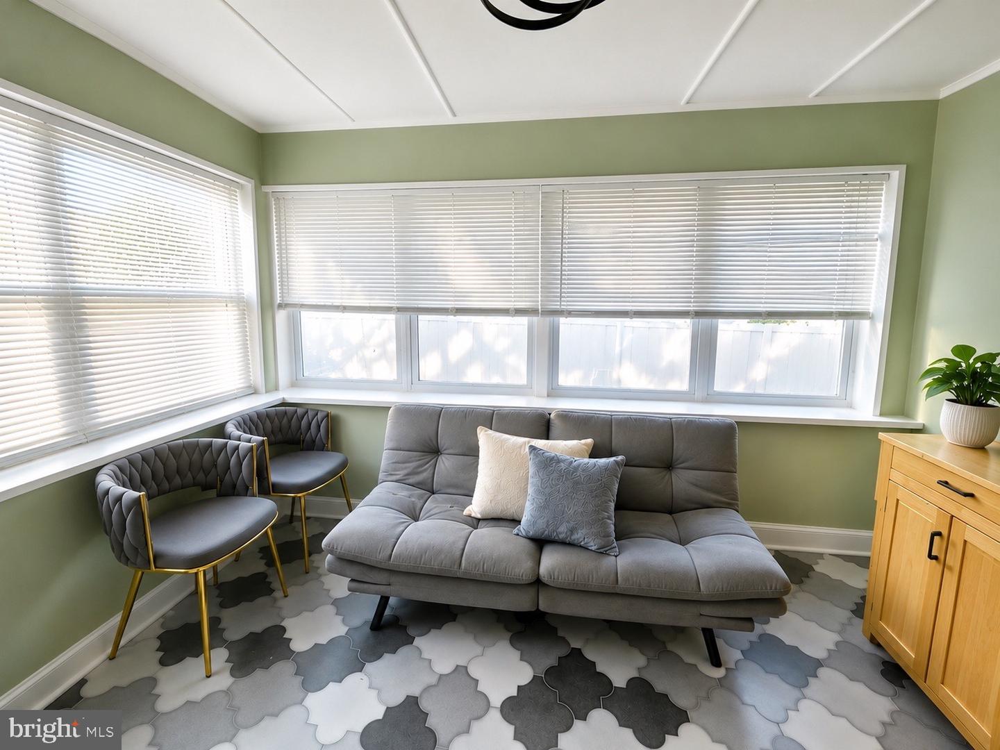 1128 Park Property Photo 17