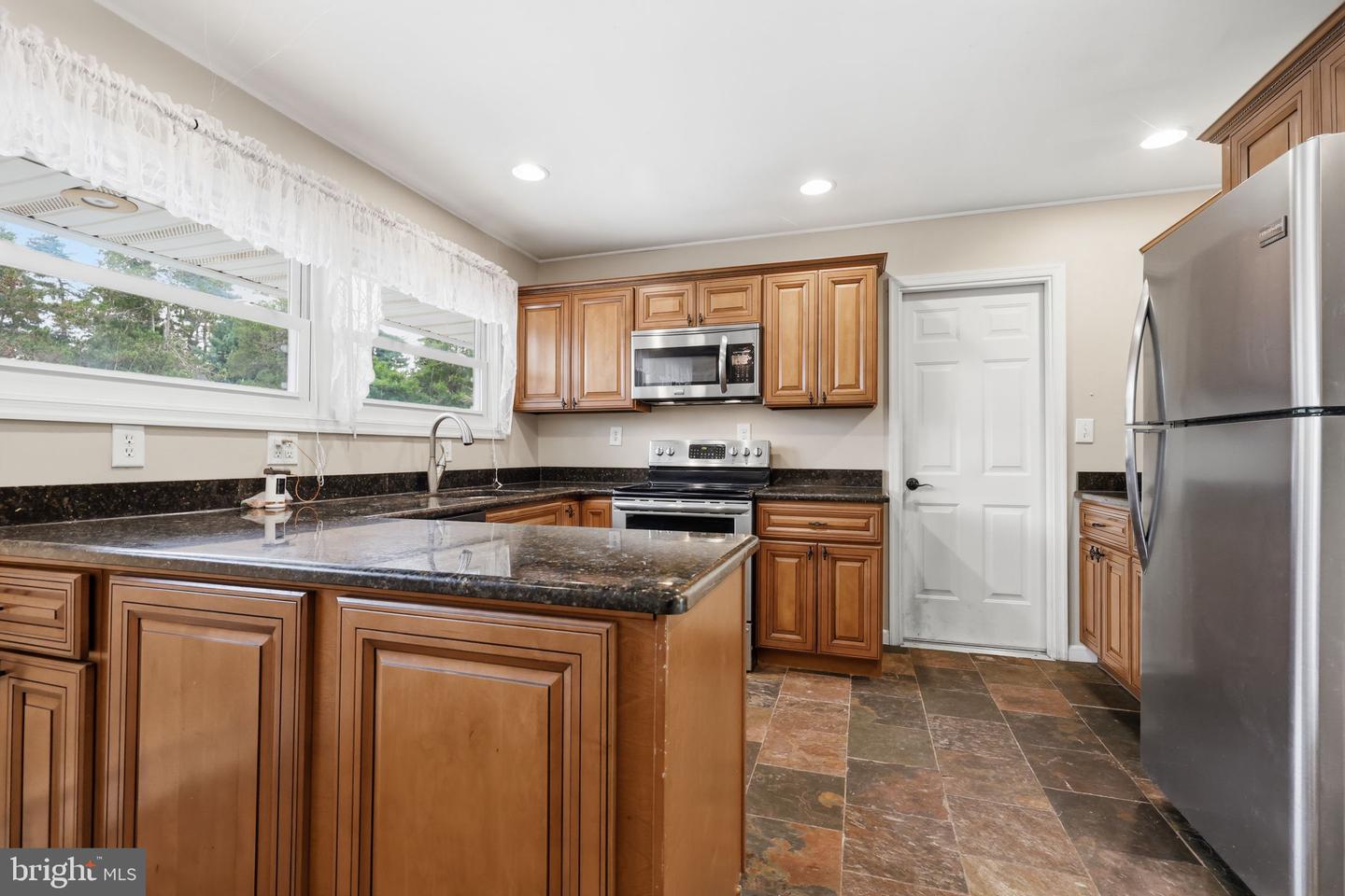 26 Forsythia Dr #n Property Photo 15