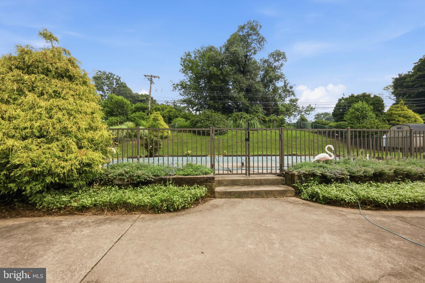 26 Forsythia Dr #n Property Photo 32