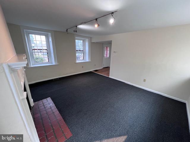 408 S State St #1 Property Photo 3