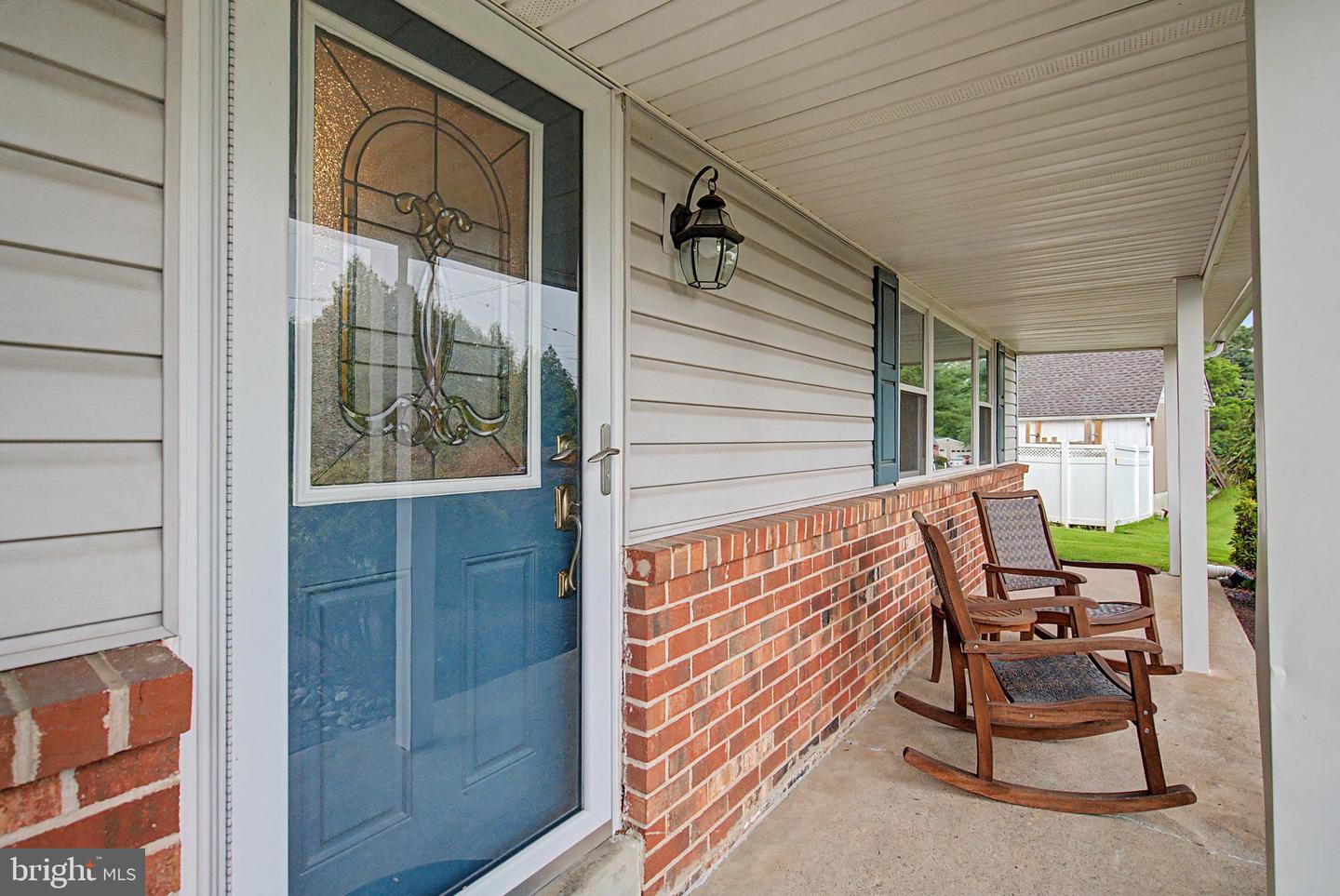 61 Eagle Rd Property Photo 4