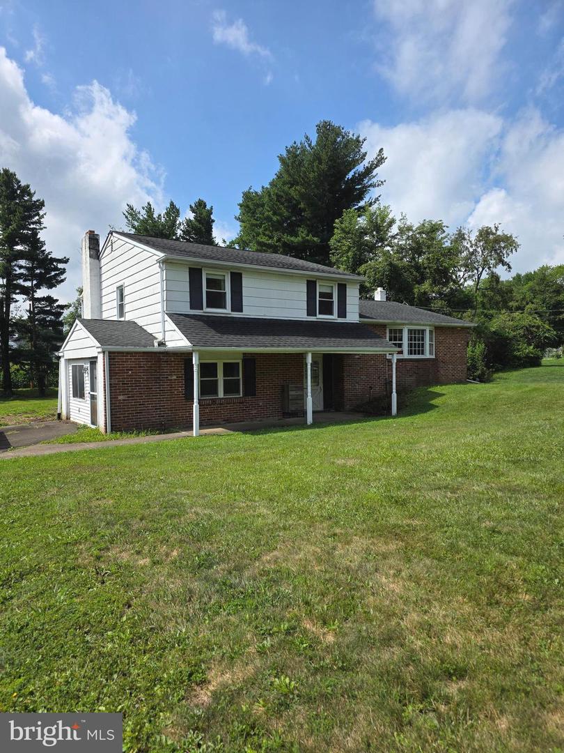36 S Traymore Ave Property Photo 1