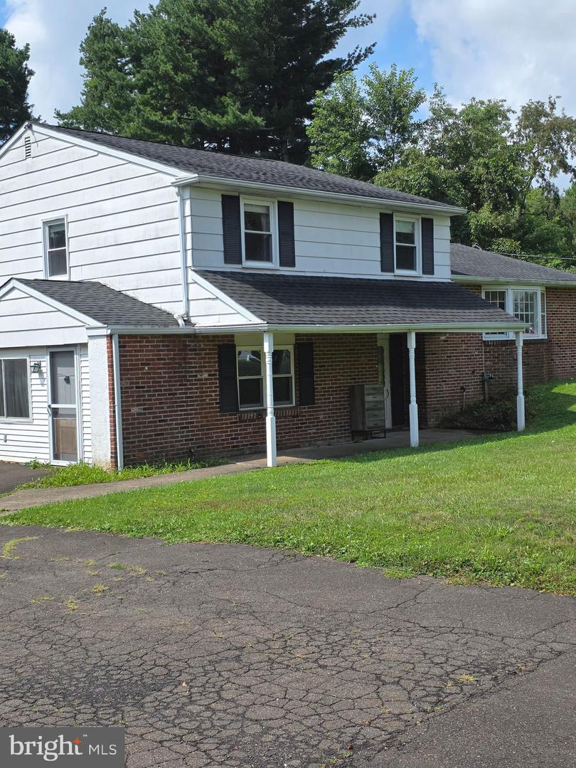 36 S Traymore Ave Property Photo 2