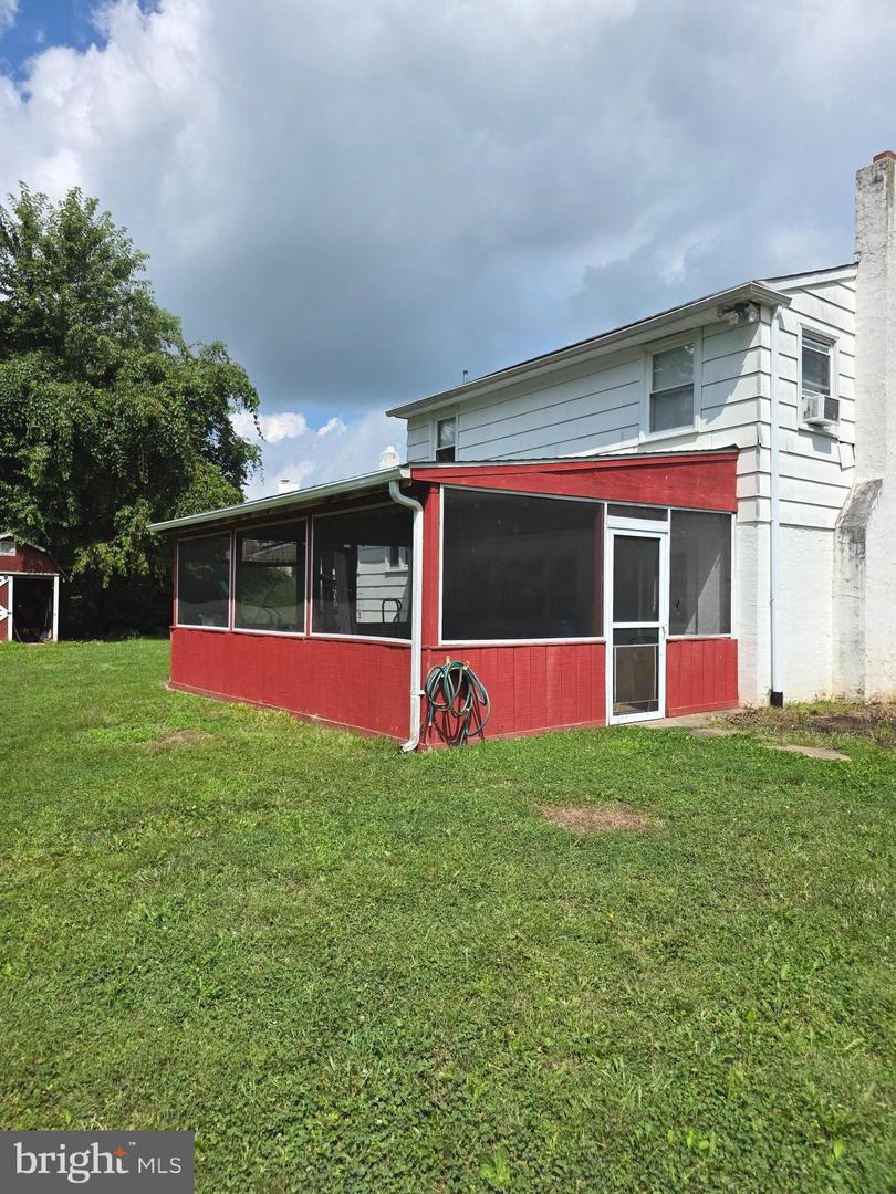 36 S Traymore Ave Property Photo 6
