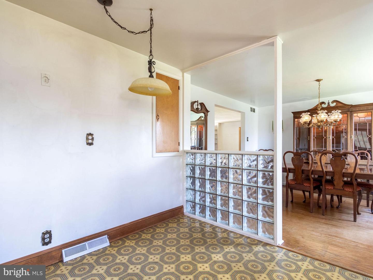 1104 Almshouse Rd Property Photo 21