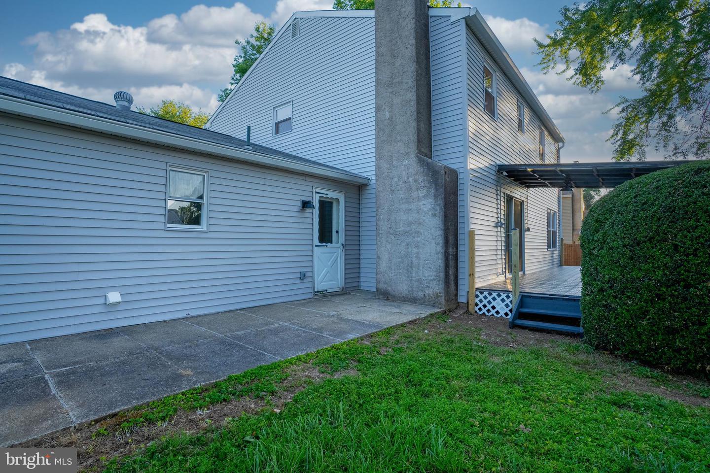 682 Woodlyn Dr Property Photo 6