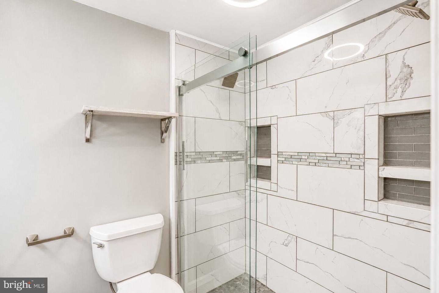 834 Linton Ave Property Photo 34