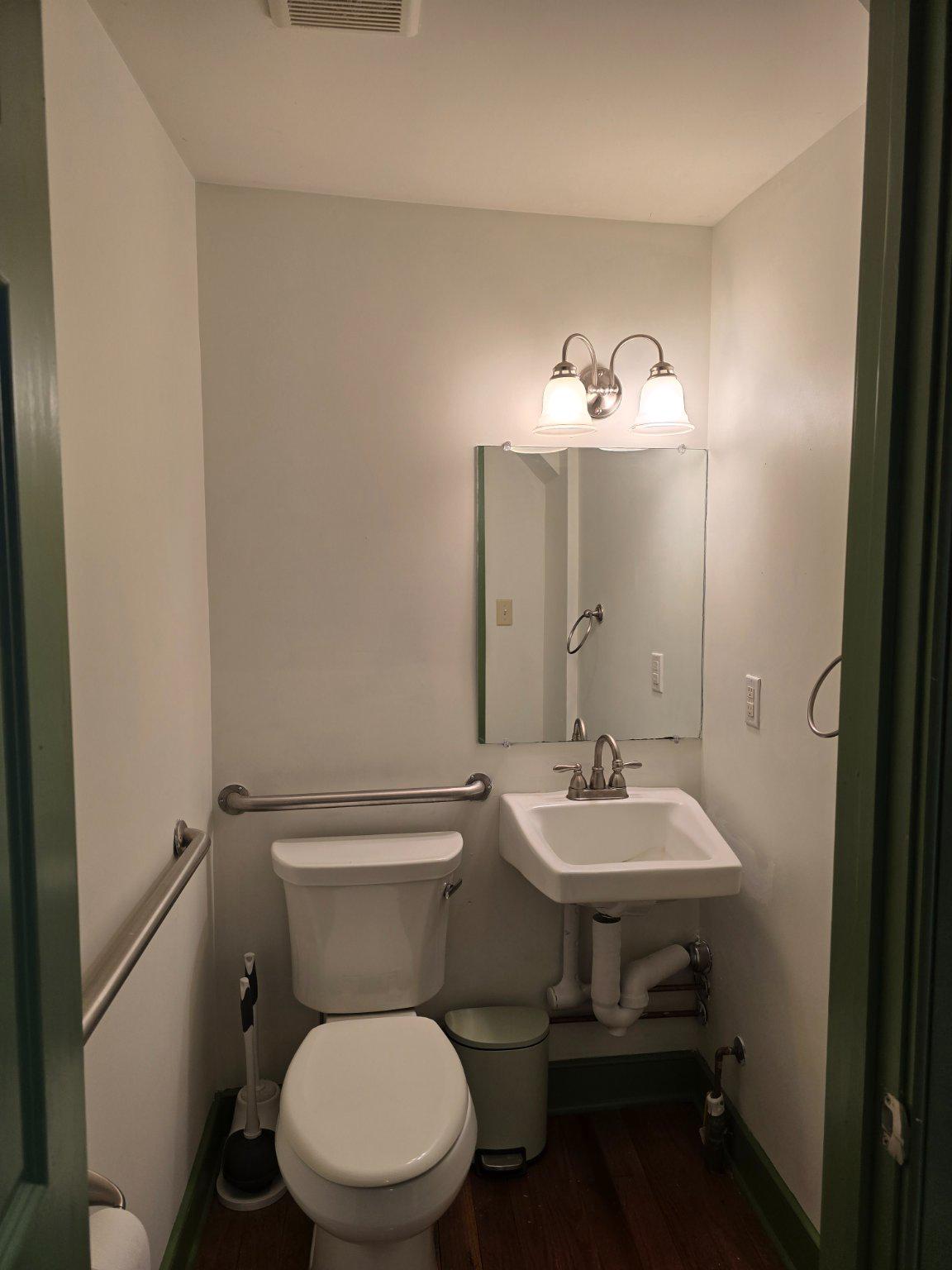 51 W State St Property Photo 12