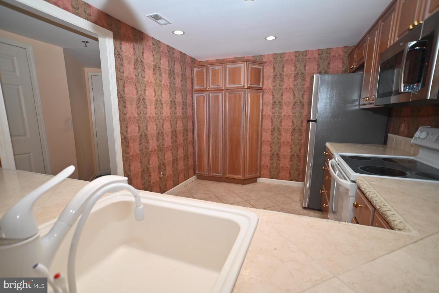 8200 Centennial Sta Property Photo 26