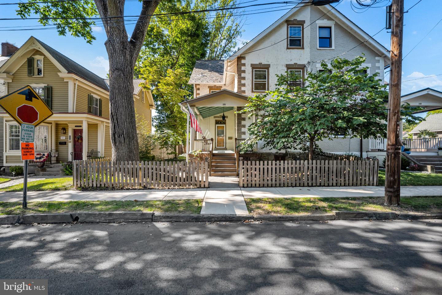 121 W Oakland Ave Property Photo 47