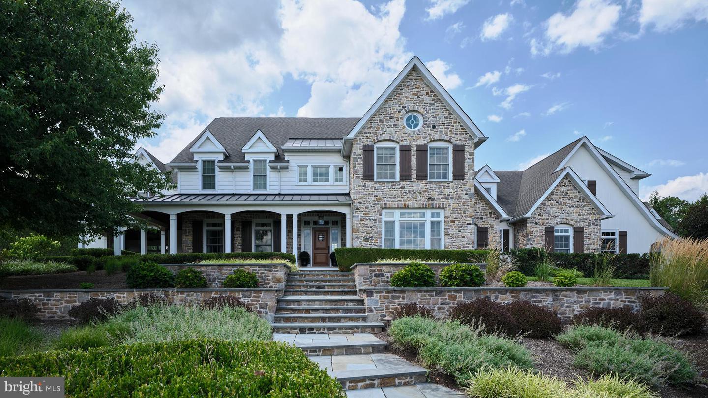 9 VINTAGE FARM LN