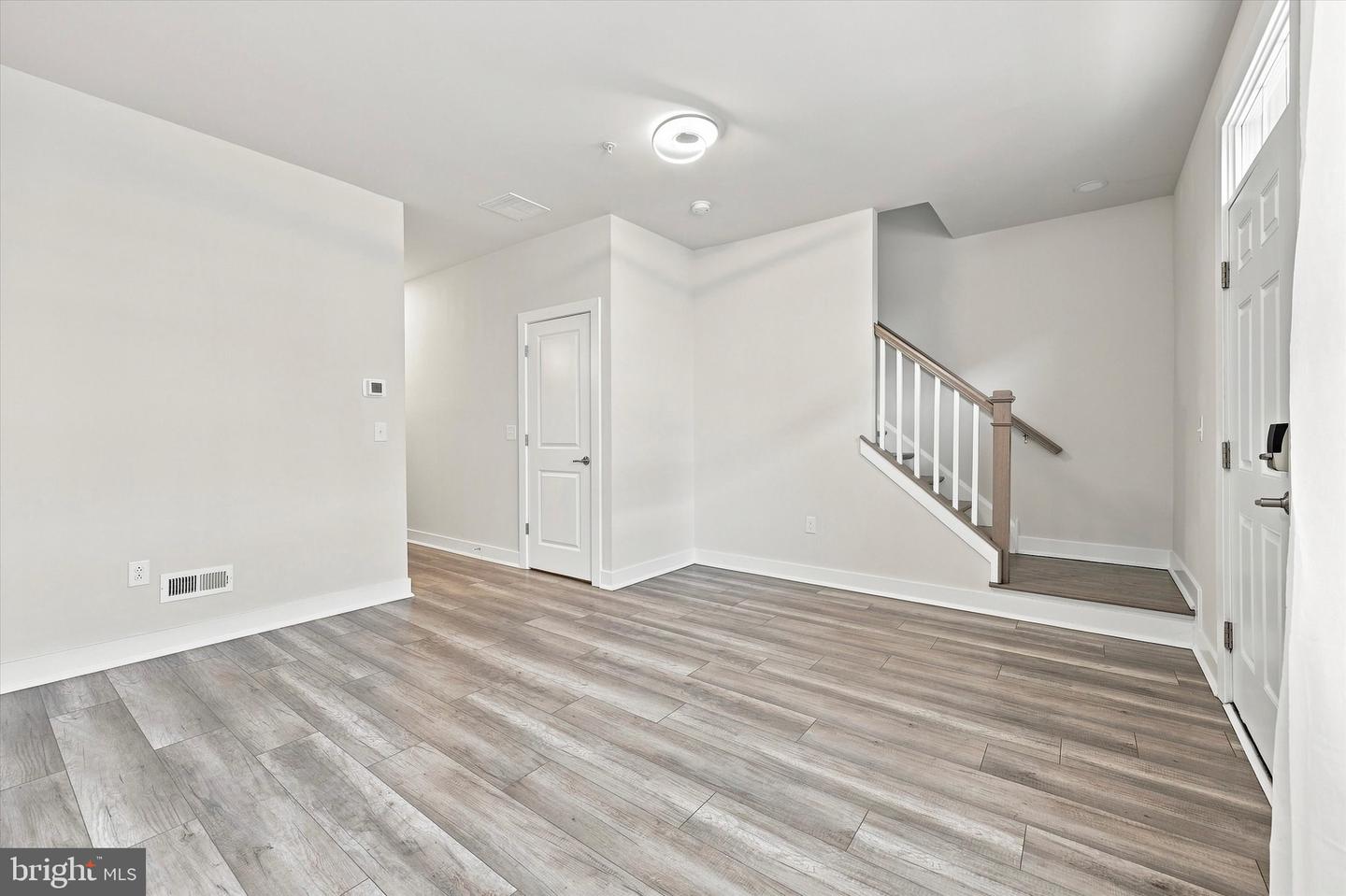 115-a King St Property Photo 4