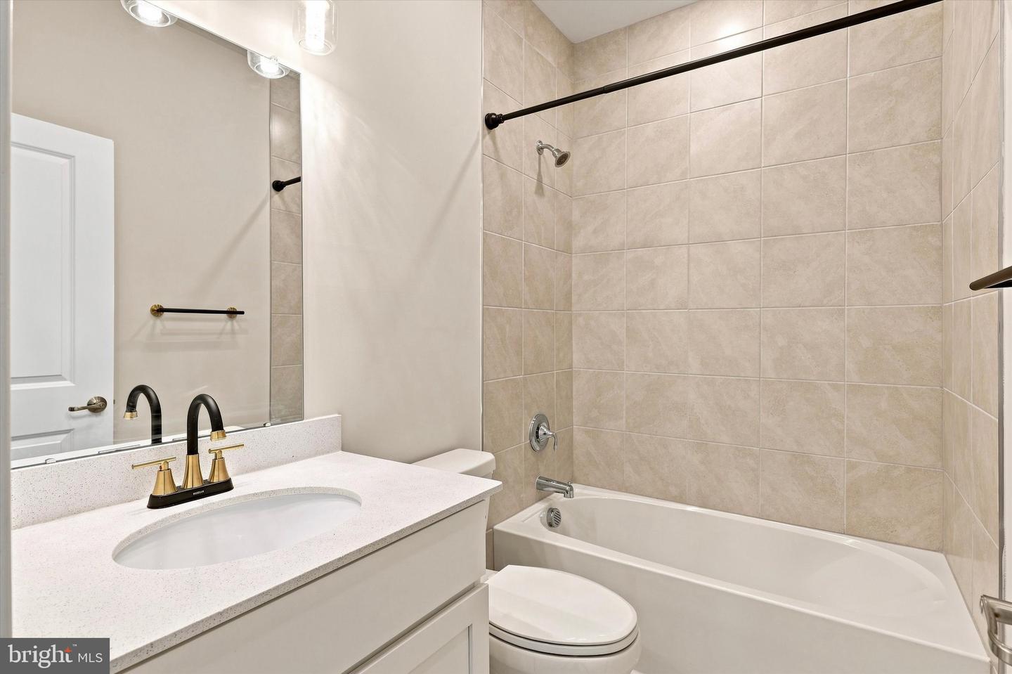 115-a King St Property Photo 11