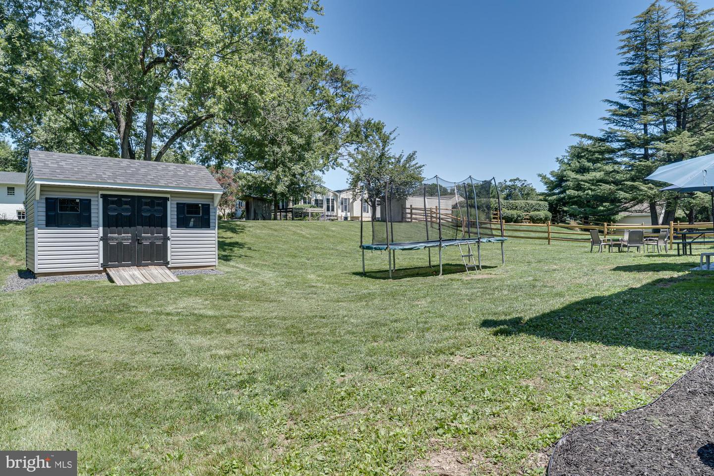 327 Lenape Ln Property Photo 38