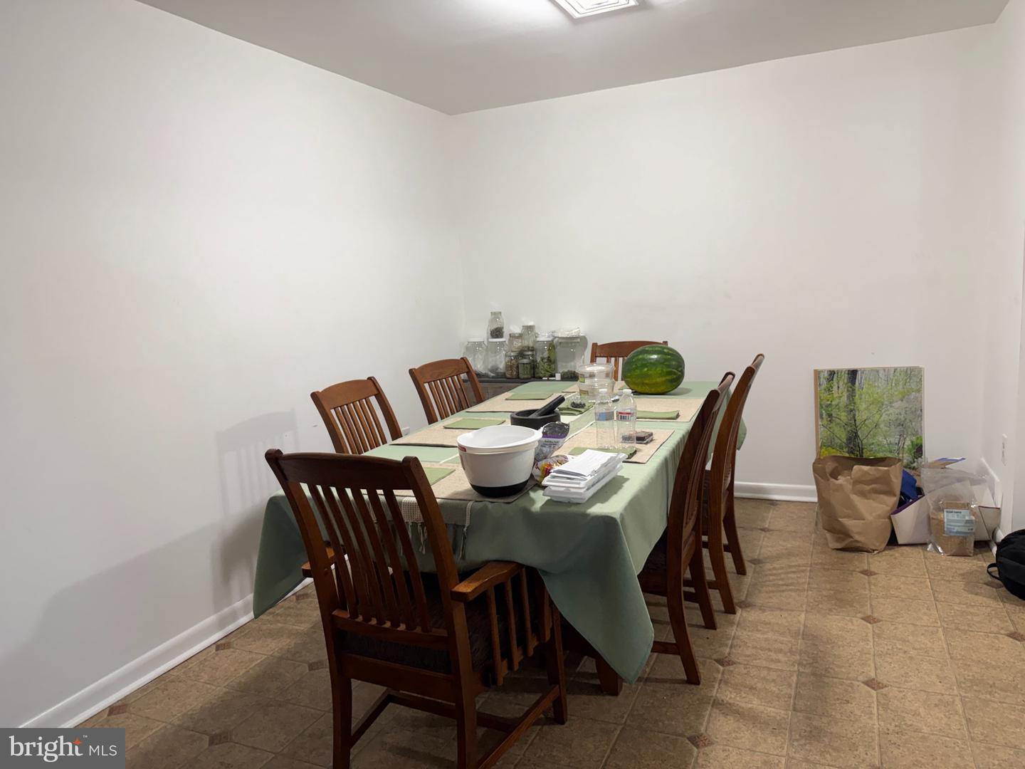 31 Bridgetown Pike Property Photo 6