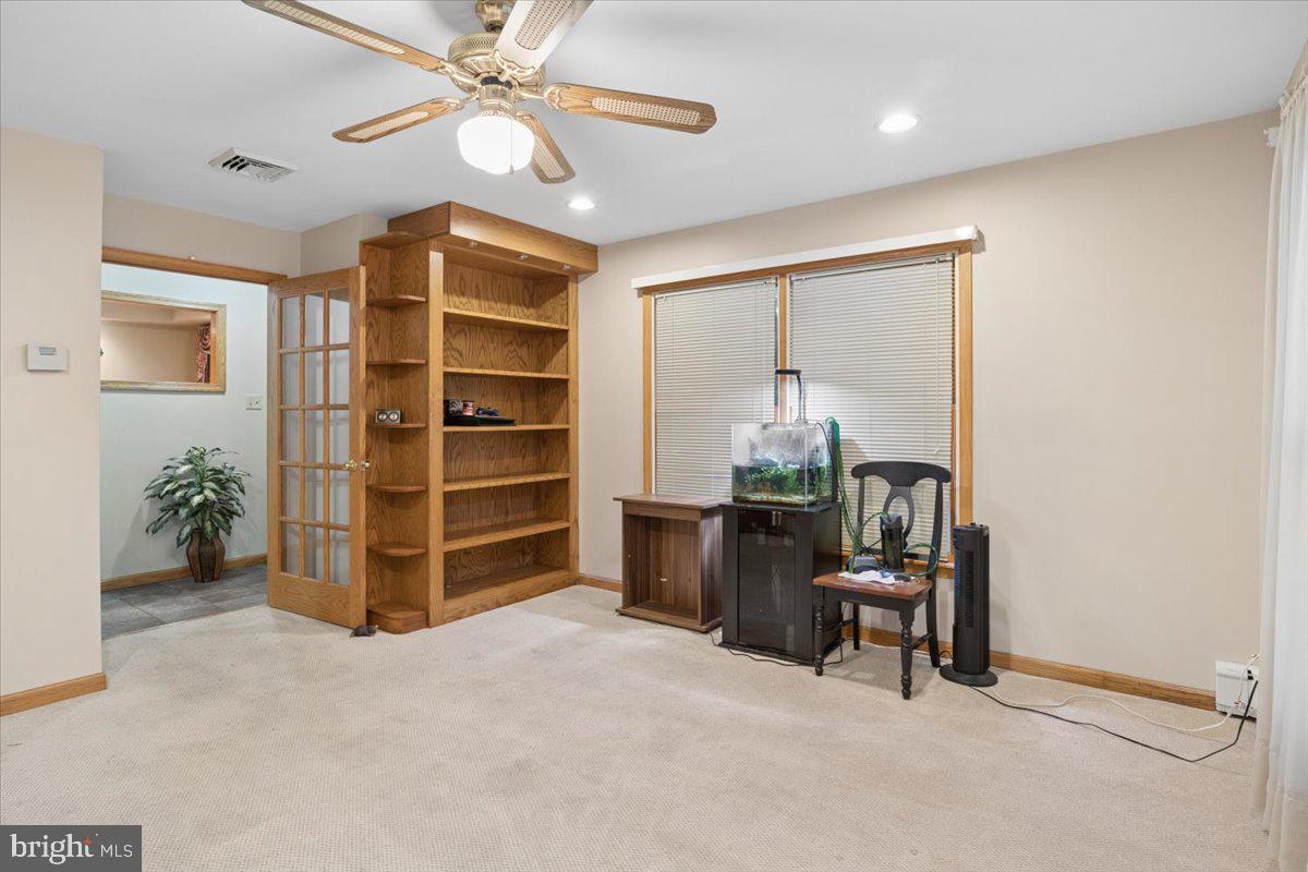 1373 Oxford Valley Rd Property Photo 38