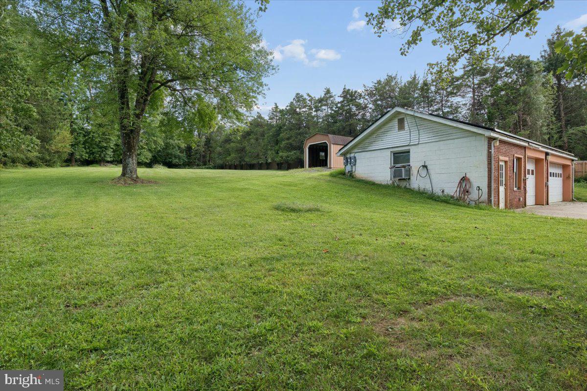 1373 Oxford Valley Rd Property Photo 47