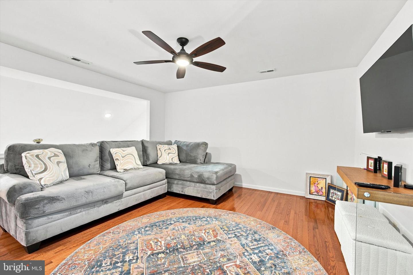 99 Mcconkey Dr Property Photo 16