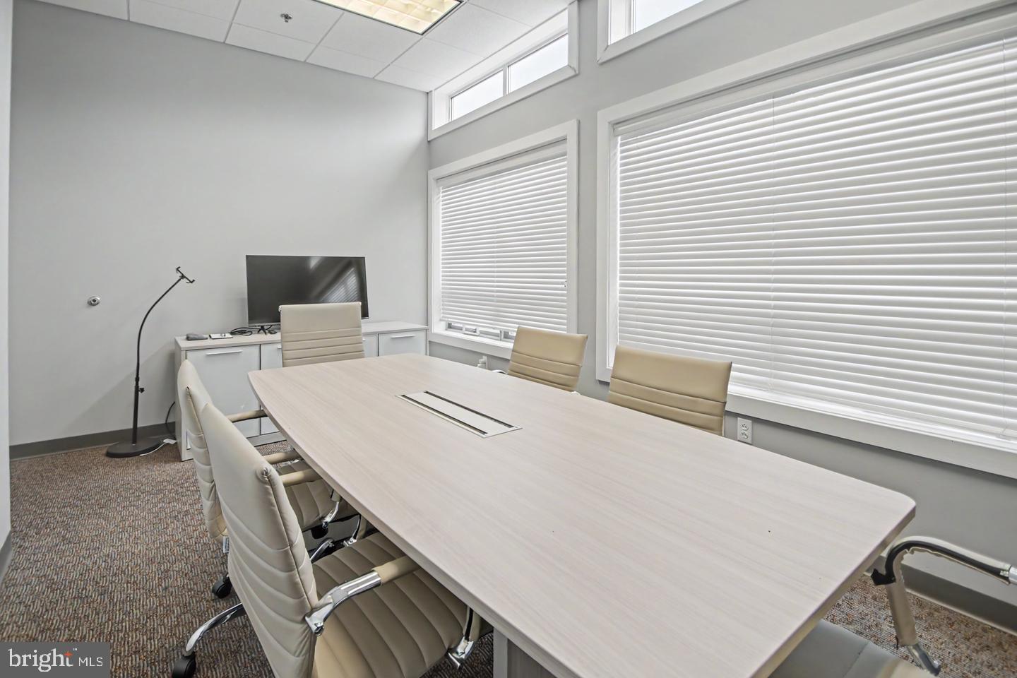 PABU2127406 Property Photo 15