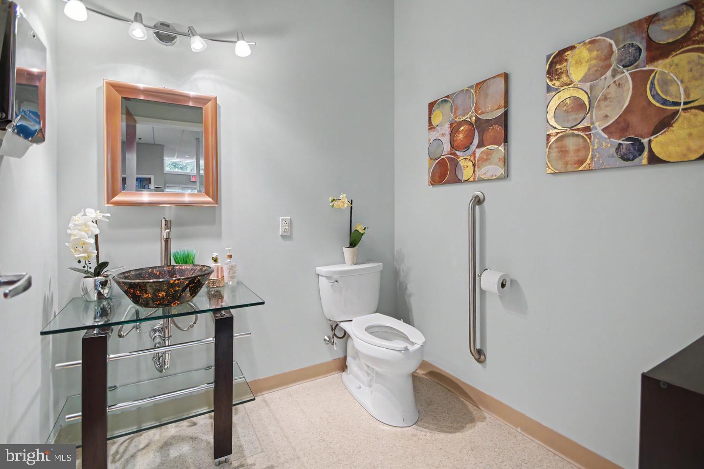 PABU2127406 Property Photo 27