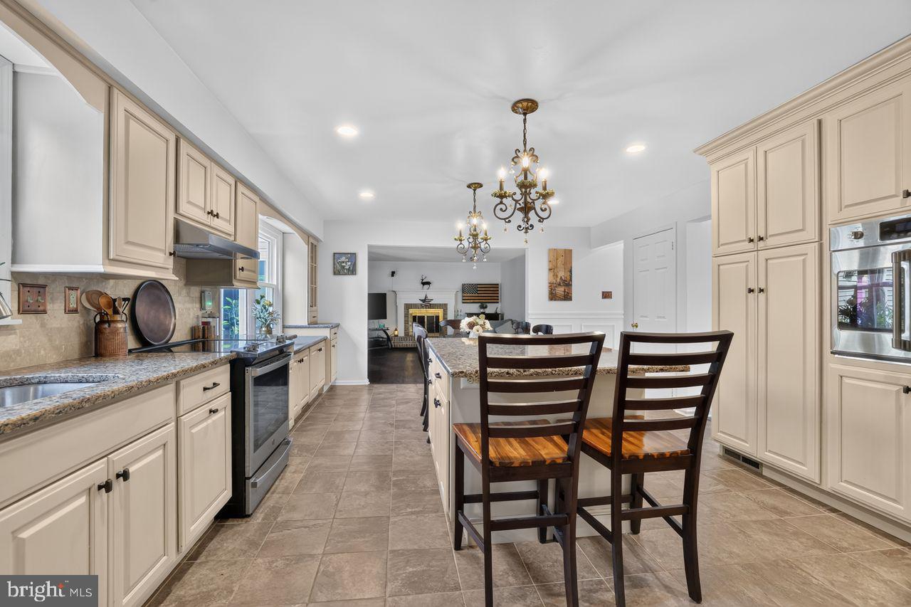 81 Post Road Property Photo 14