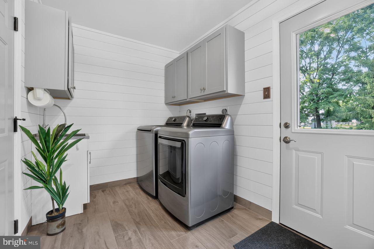 81 Post Road Property Photo 20