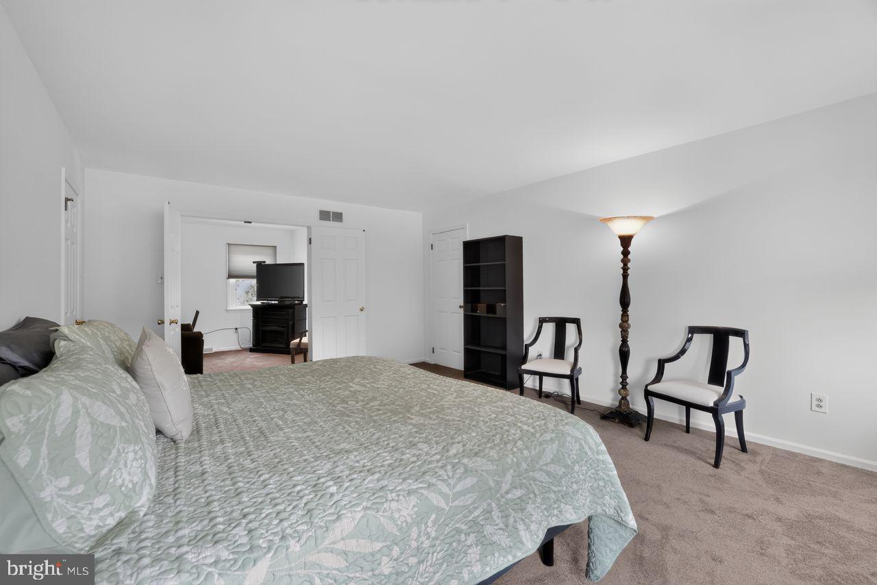 81 Post Road Property Photo 22