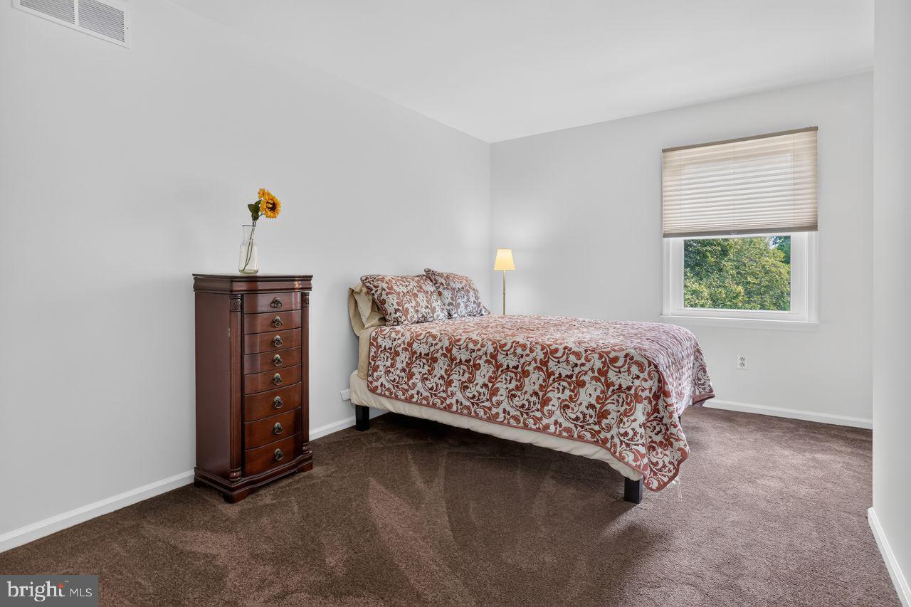 81 Post Road Property Photo 33
