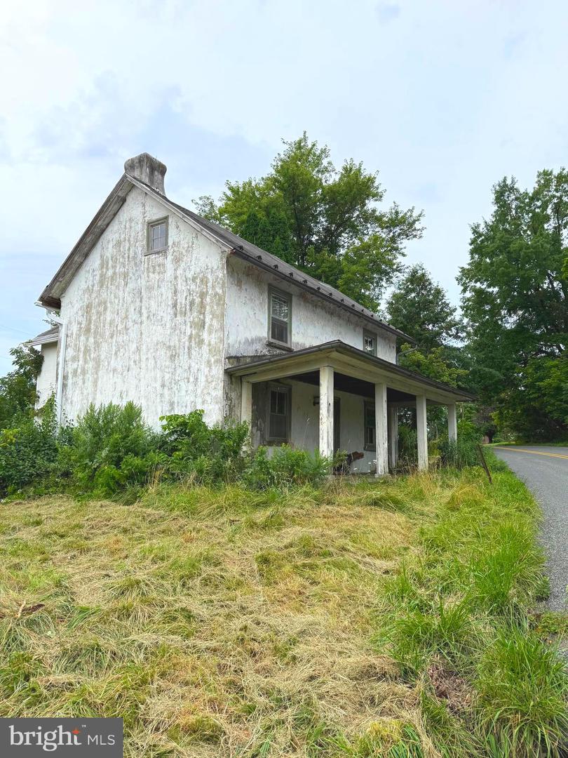 1415 Kumry Rd Property Photo 3