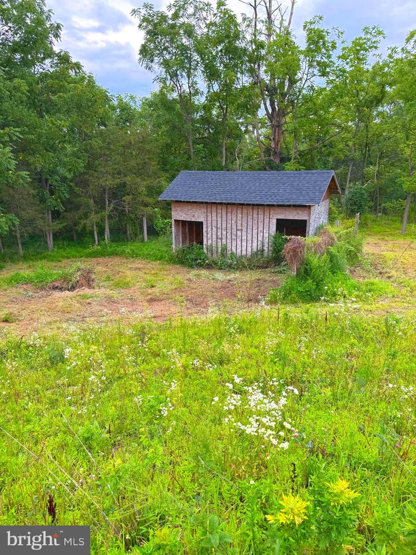 1415 Kumry Rd Property Photo 9