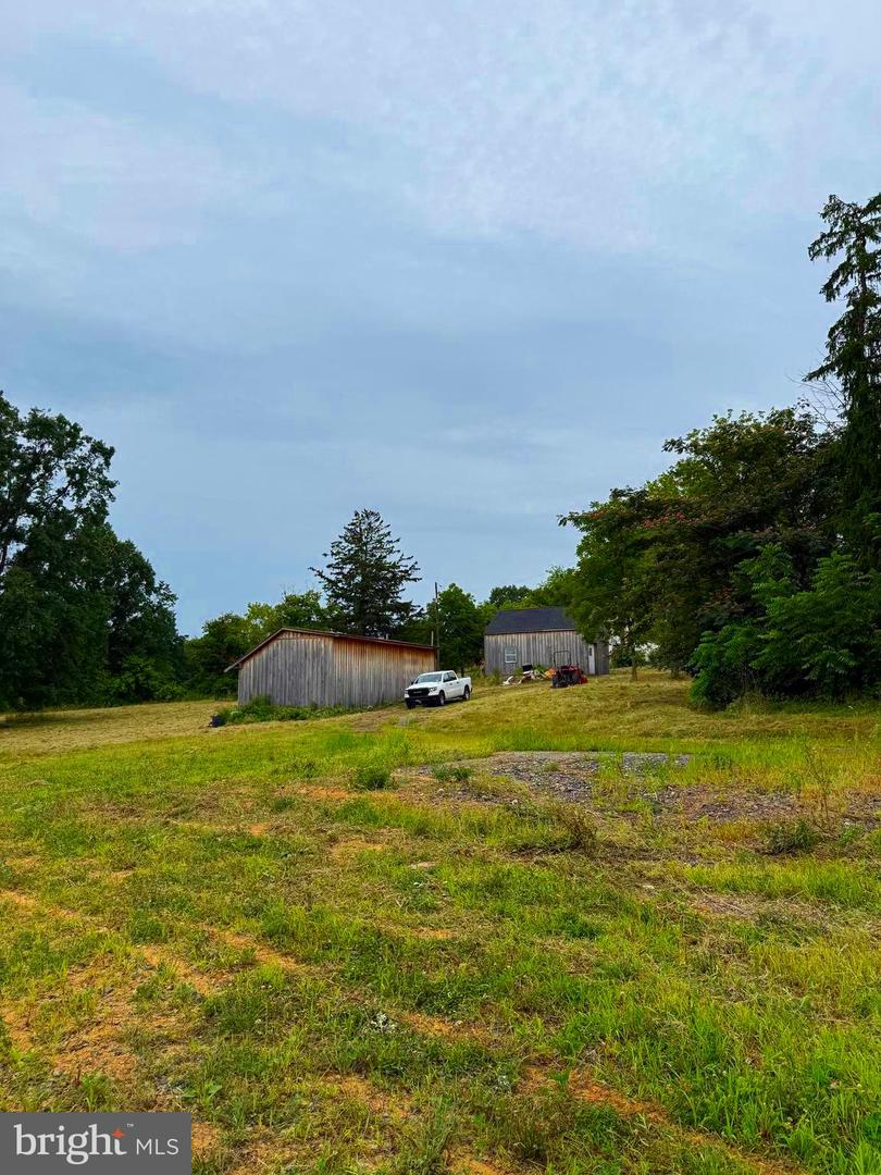 1415 Kumry Rd Property Photo 10