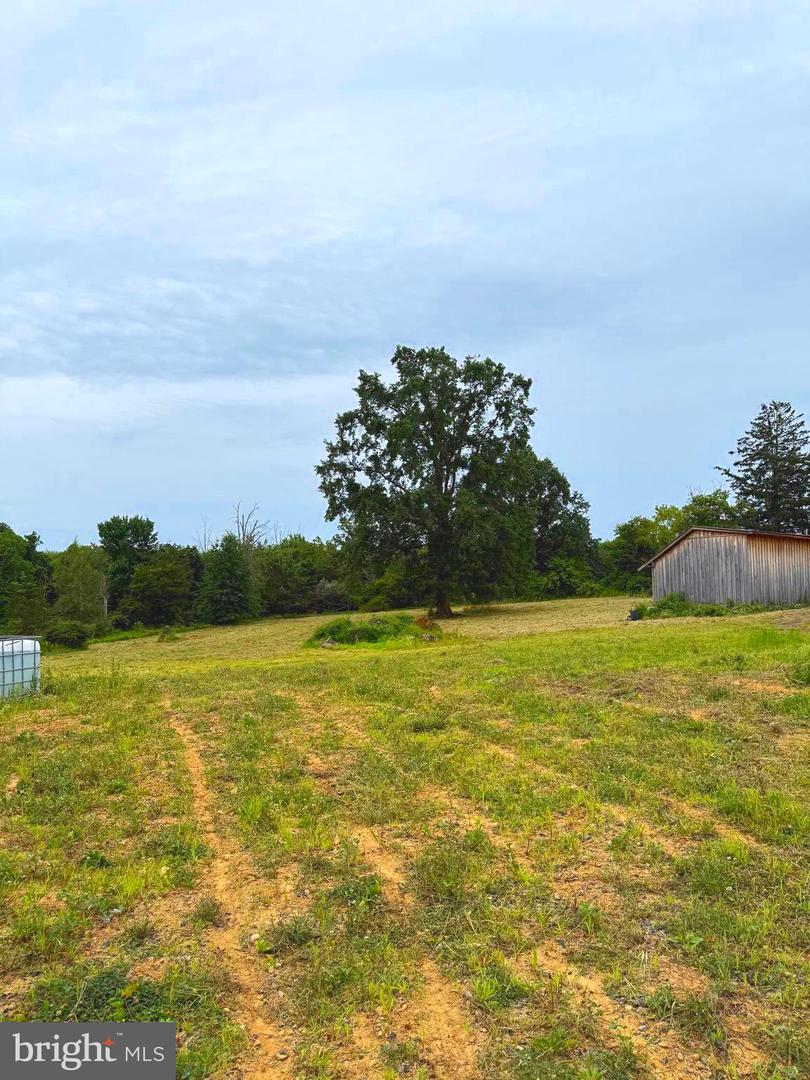 1415 Kumry Rd Property Photo 12