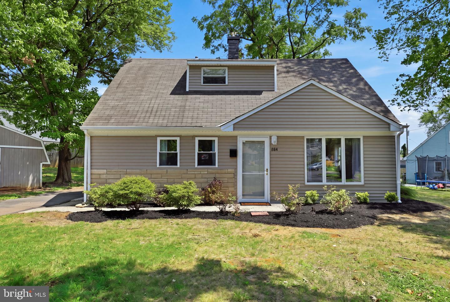 584 Wilk Dr Property Photo 32