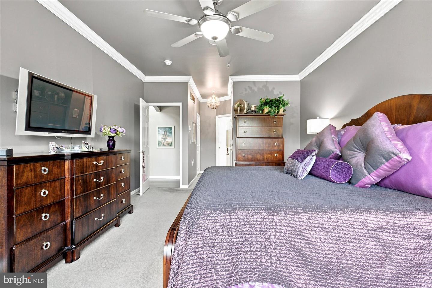 937 Laurens Ln Property Photo 25