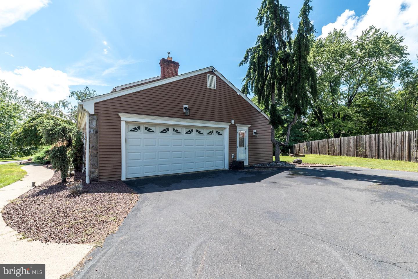 103 Tanglebrook Property Photo 43