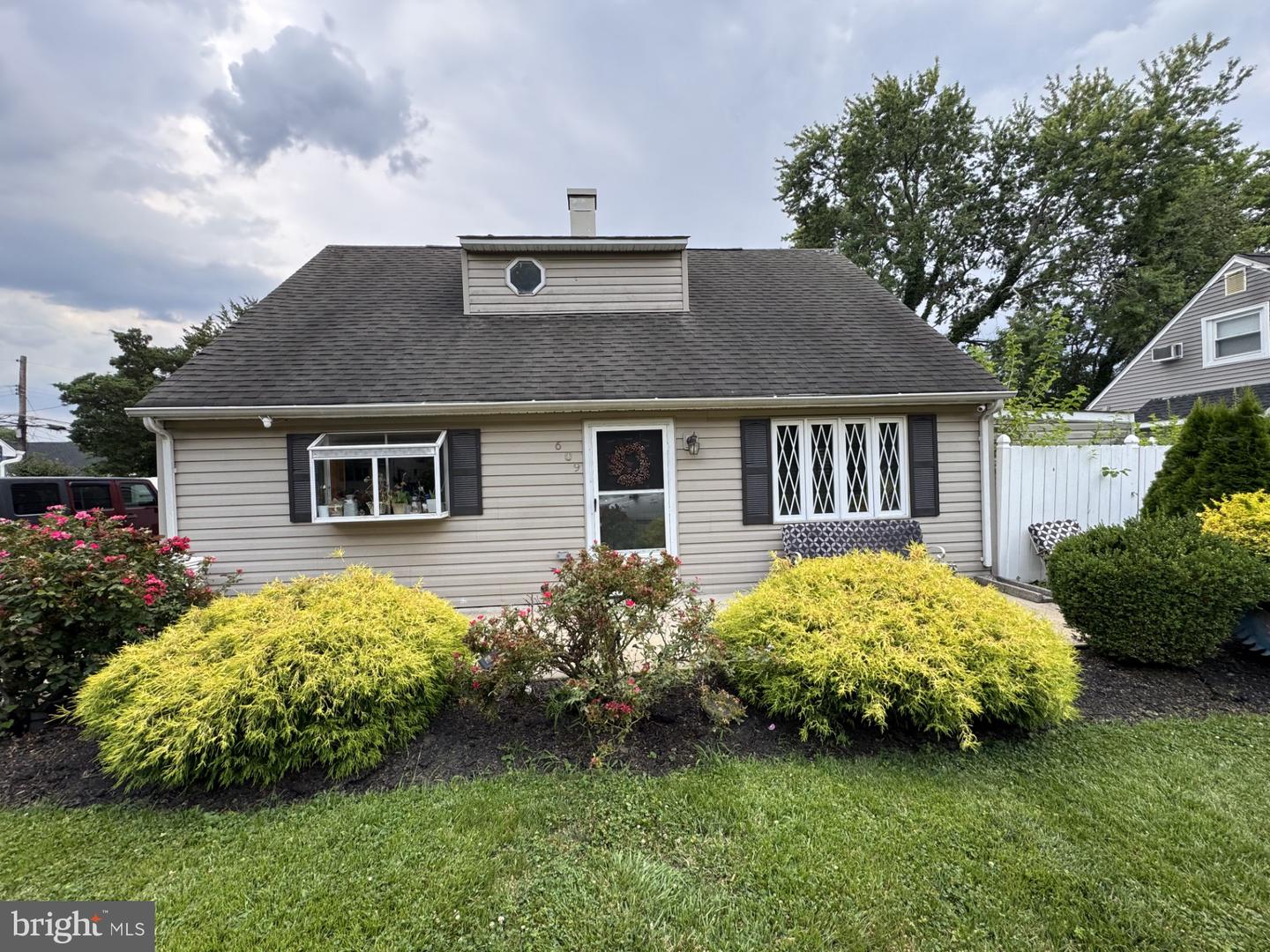 609 Fairhill Rd Property Photo 1