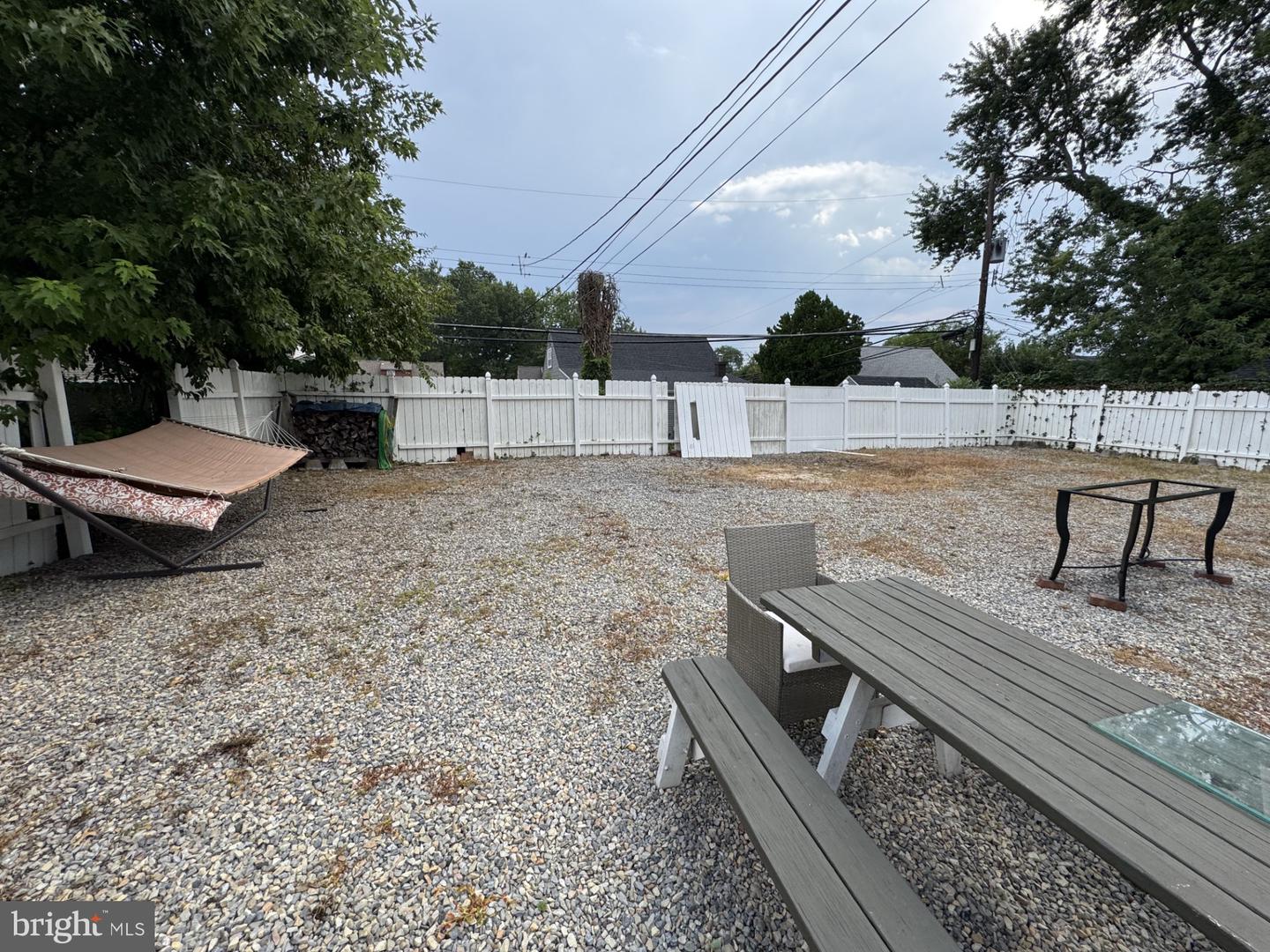 609 Fairhill Rd Property Photo 32