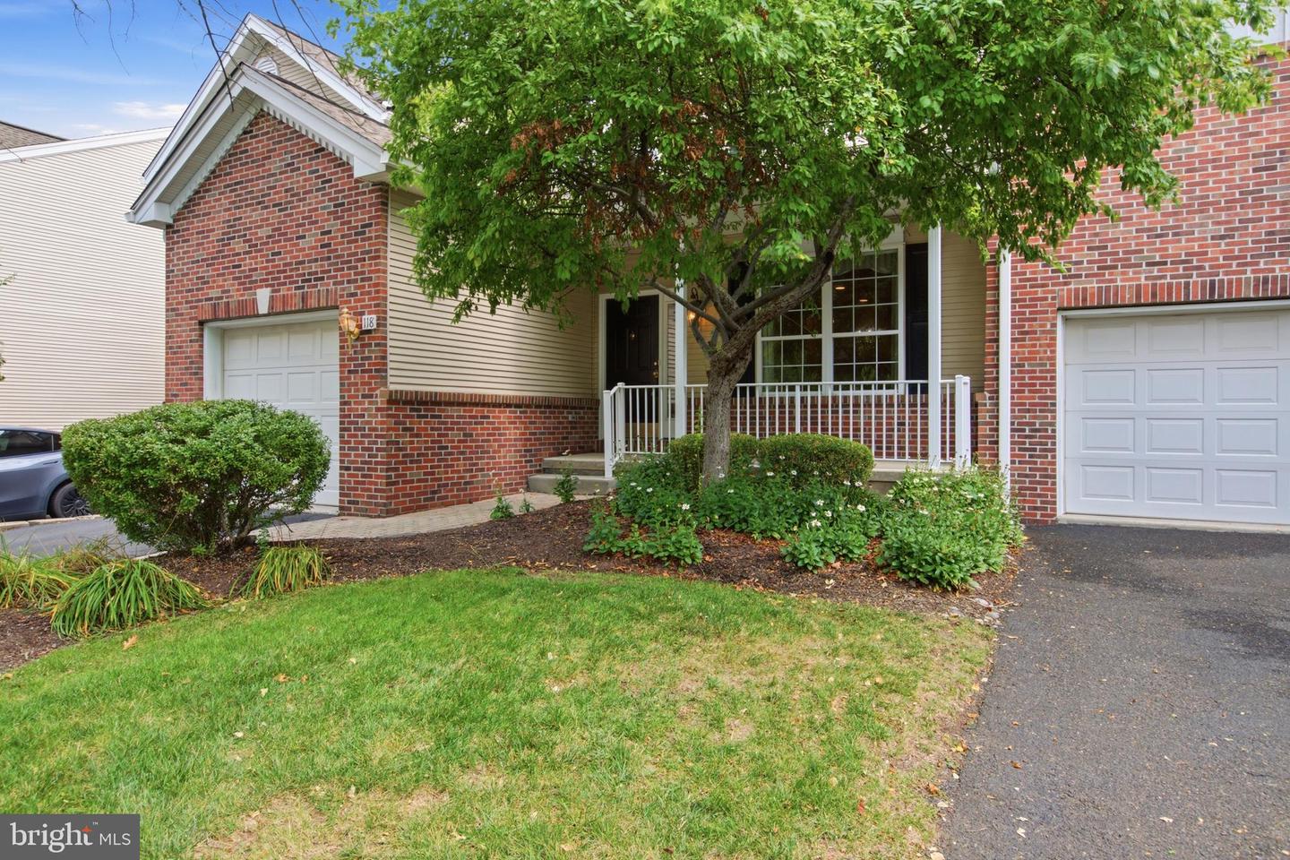 118 Dispatch #78 Property Photo 1