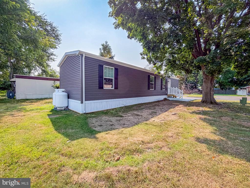 4128 Davis Dr Property Photo 4