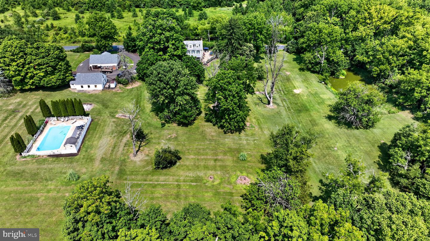 5842 Township Line Rd Property Photo 29