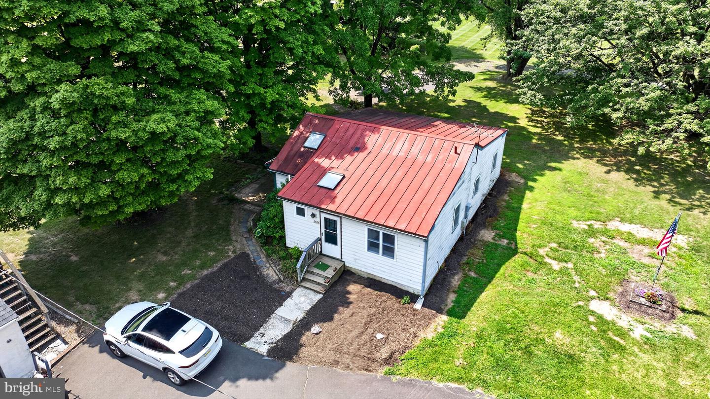 5842 Township Line Rd Property Photo 33